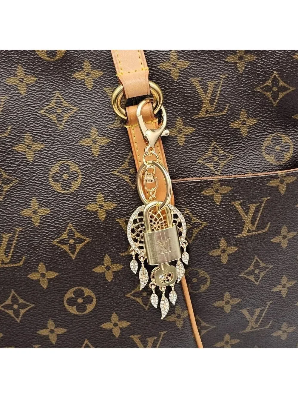 Authentic Louis Vuitton Gold Padlock 🔒 Key Set w/ Unbranded Bag Charm